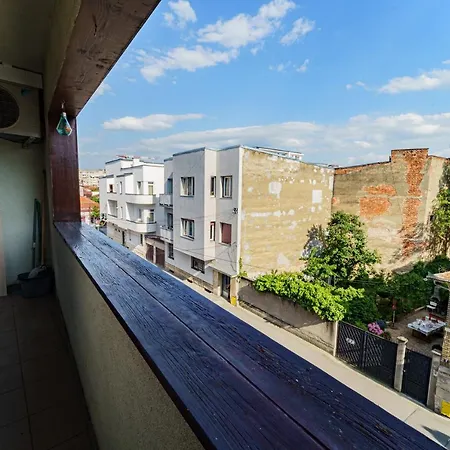 5* Mansion In Center *