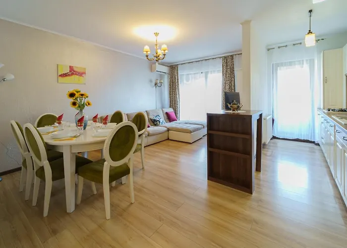 5* Mansion In Center アパート