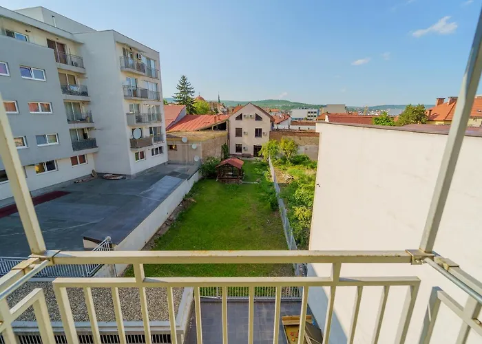 Apartment 5* Mansion In Center *